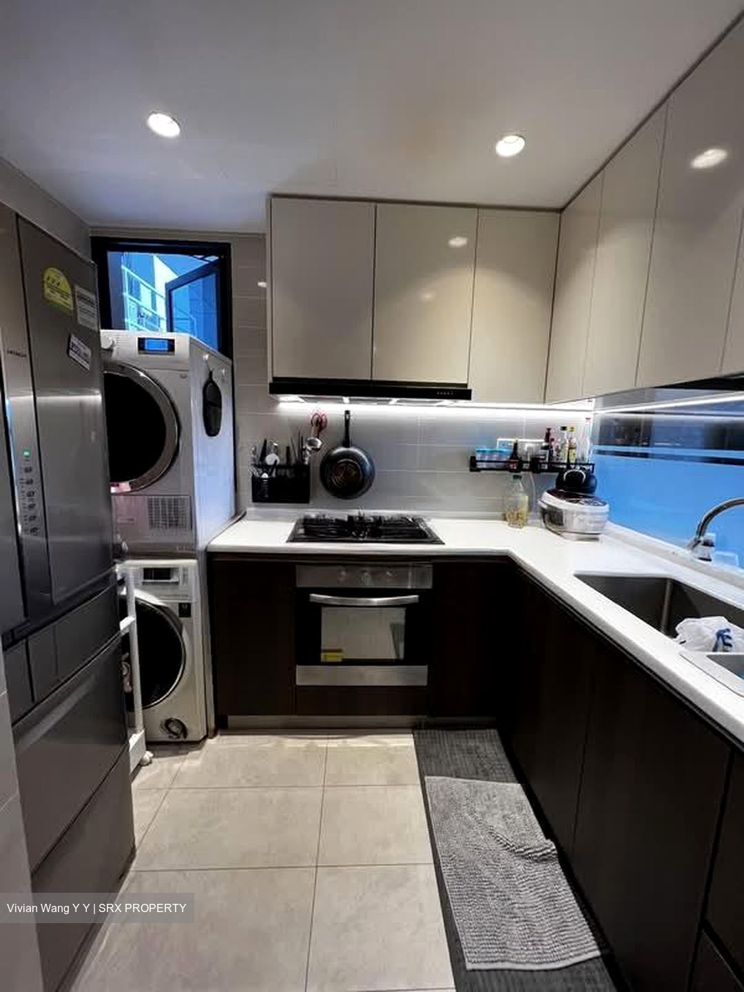 Symphony Suites (D27), Condominium #556405681